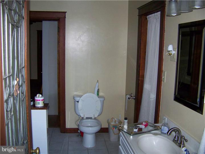 23 Ralph Avenue Sinking Spring, PA 19608 - Photo 6 of 10 Bathroom
