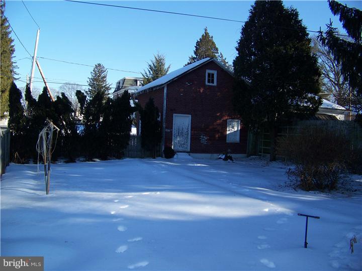 23 Ralph Avenue Sinking Spring, PA 19608 - Photo 10 of 10 Garage