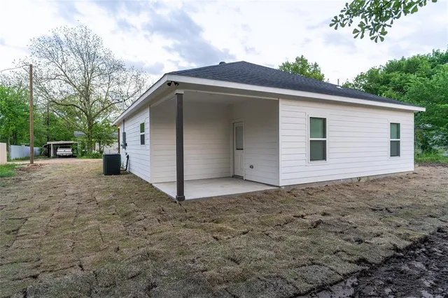 $180,000 | 839 Southwest 7th Street, Cooper, TX 75432