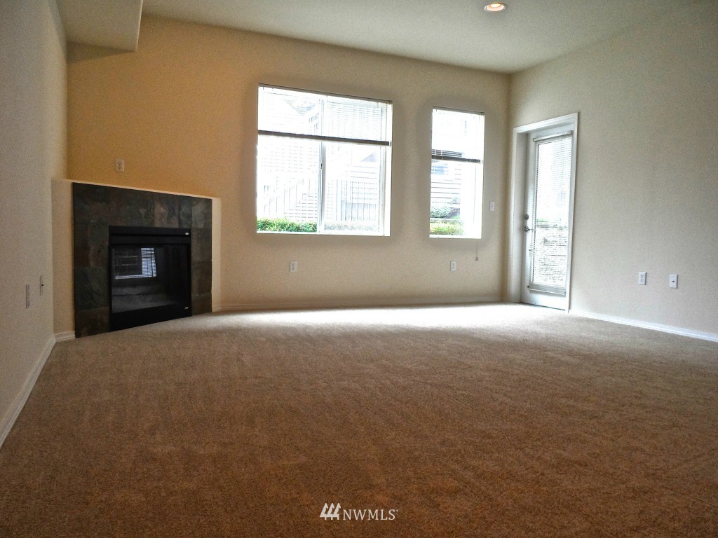 14915 38th Drive Southeast Bothell, WA 98012 - Photo 5 of 13