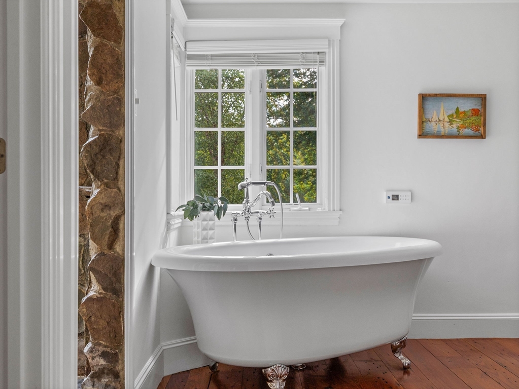 189 Islington Road Newton, MA 02466 - Photo 12 of 22