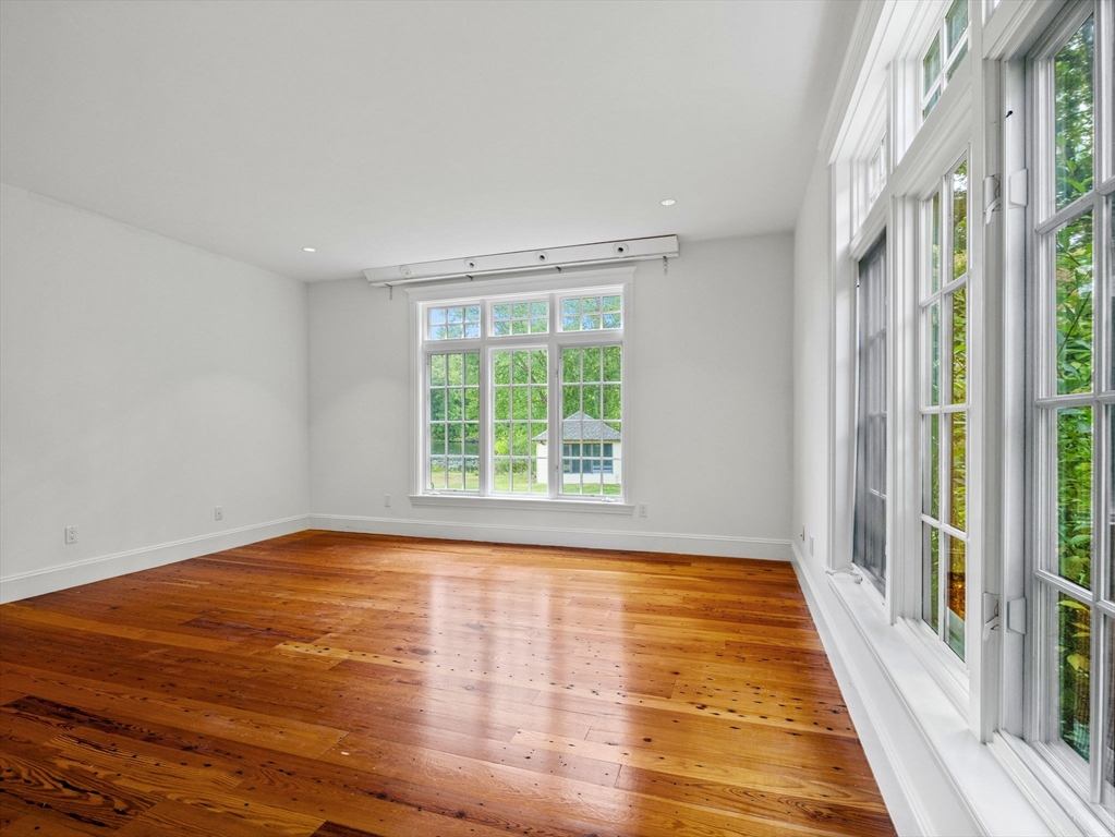 189 Islington Road Newton, MA 02466 - Photo 16 of 22