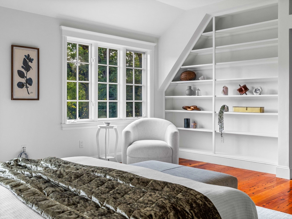 189 Islington Road Newton, MA 02466 - Photo 10 of 22