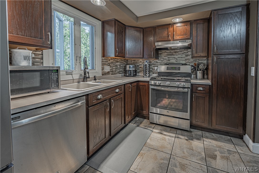 1076 Klein Road Amherst, NY 14221 - Photo 16 of 50
