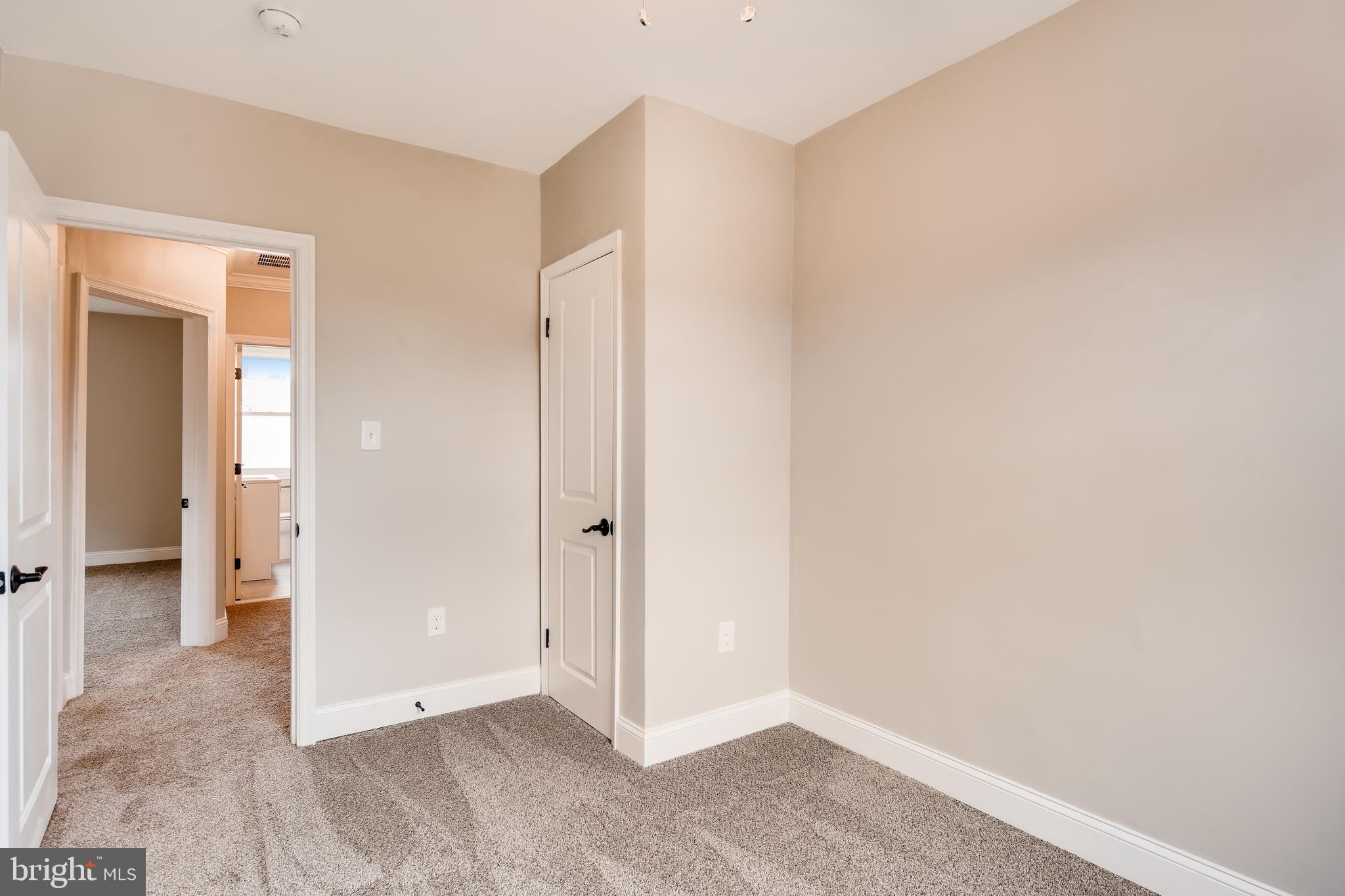 1647 Shadyside Road Baltimore, MD 21218 - Photo 20 of 27 Gallery Image 20