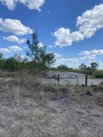 $159,000 | 1701 South Hwy 281, Falfurrias, TX 78355