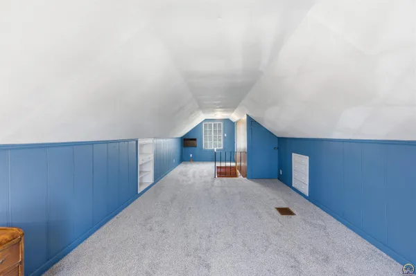 $225,000 | 811 Southeast Tecumseh Road, Tecumseh, KS 66542