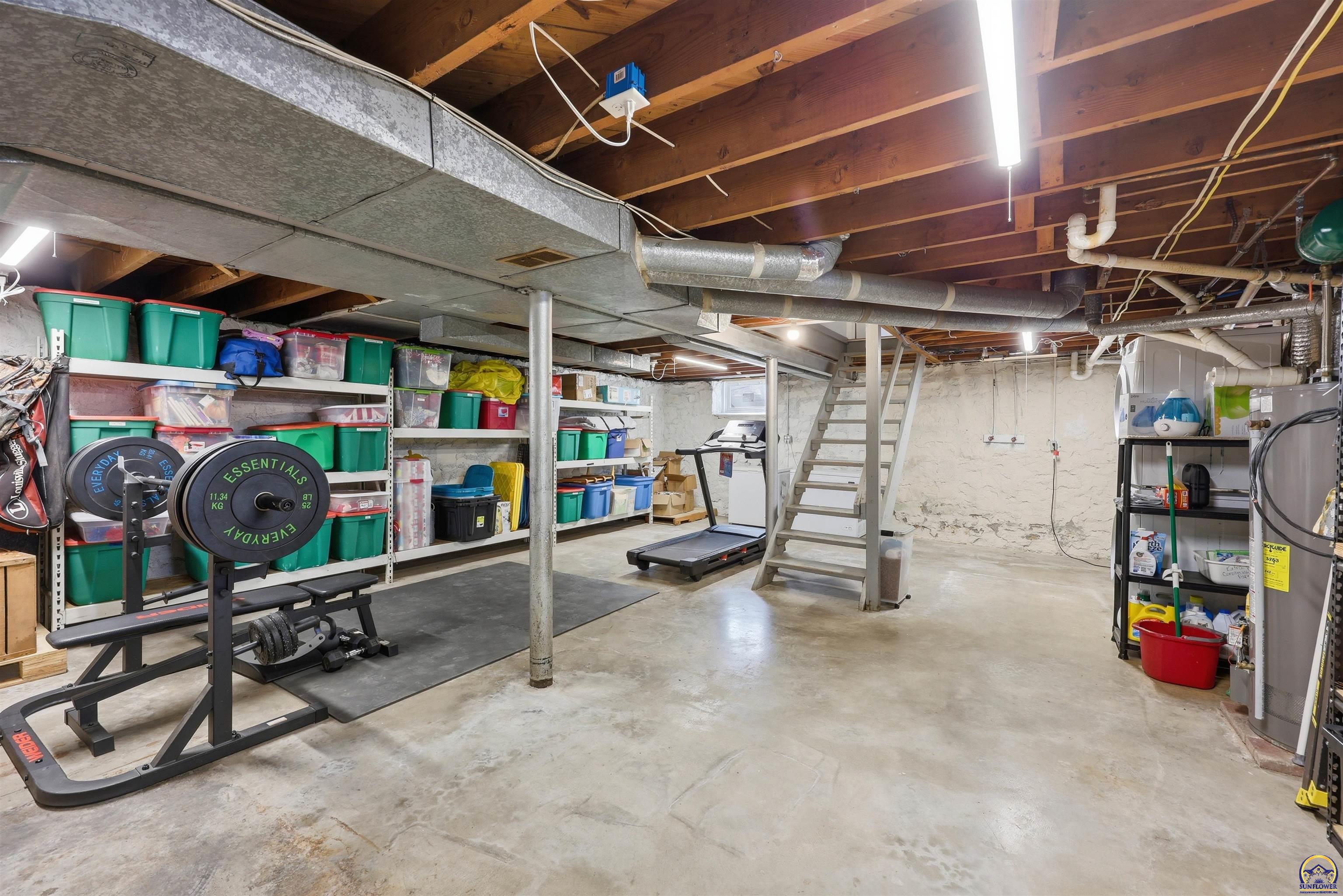 811 Southeast Tecumseh Road Tecumseh, KS 66542 - Photo 17 of 31