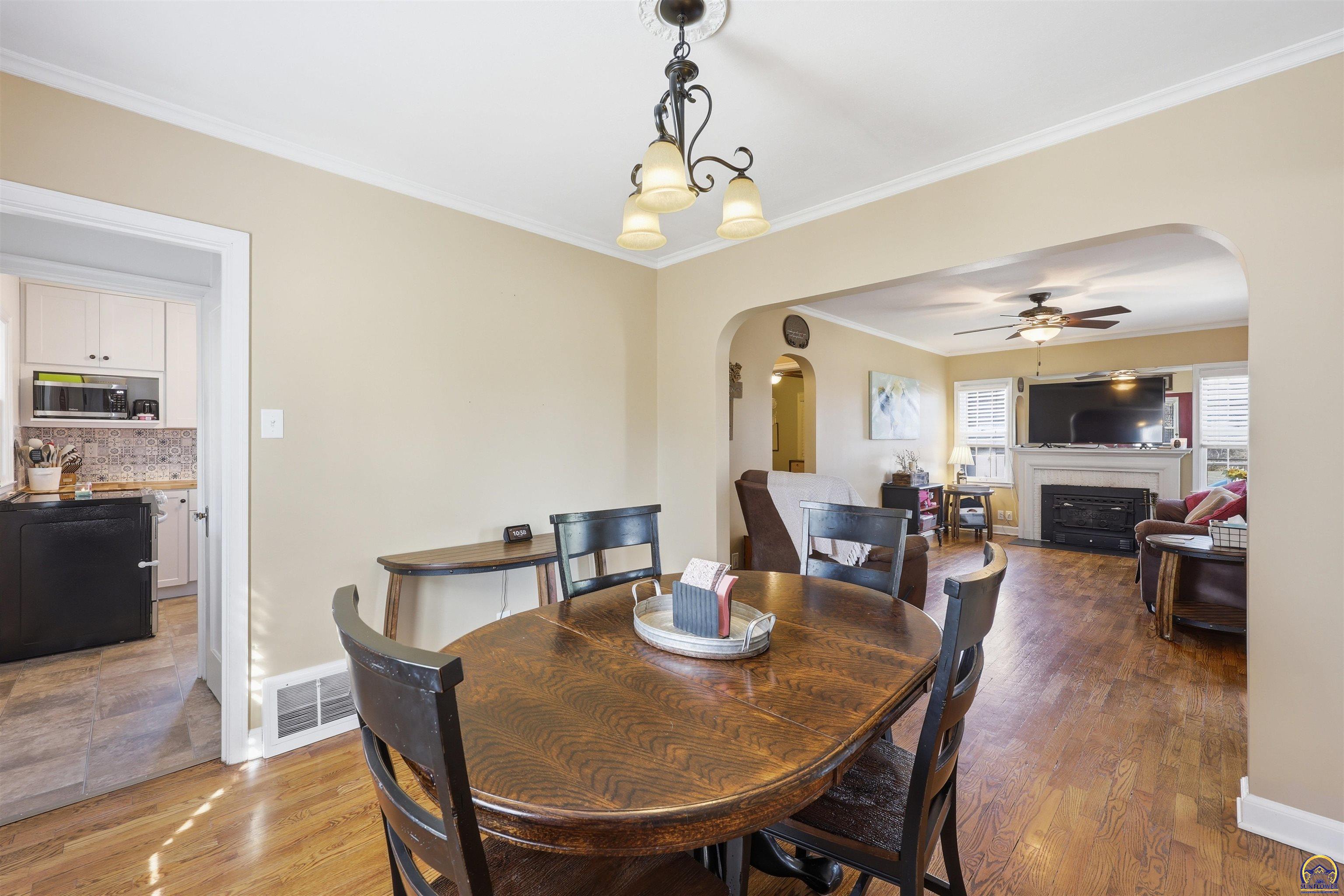 811 Southeast Tecumseh Road Tecumseh, KS 66542 - Photo 6 of 31