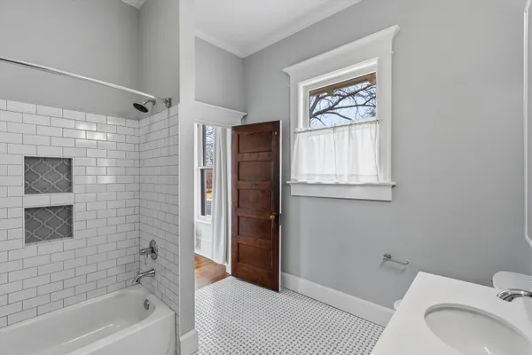 $1,795,000 | 227 Stonewall Street, Memphis, TN 38112