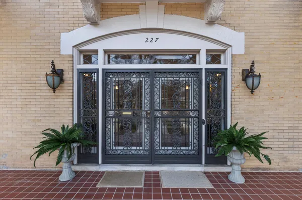 $1,795,000 | 227 Stonewall Street, Memphis, TN 38112