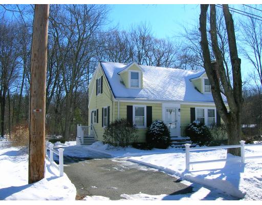 78 Whittier Road Reading, MA 01867 - Photo 1 of 10 Gallery Image 1