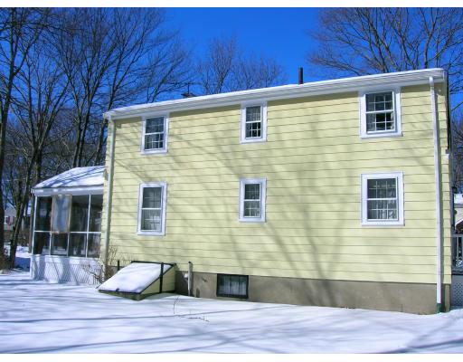 78 Whittier Road Reading, MA 01867 - Photo 2 of 10 Gallery Image 2