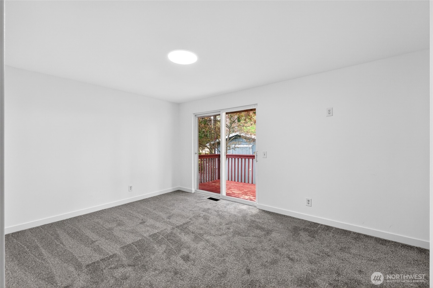 19010 63rd Street East Lake Tapps, WA 98391 - Photo 25 of 32 an empty room with white walls