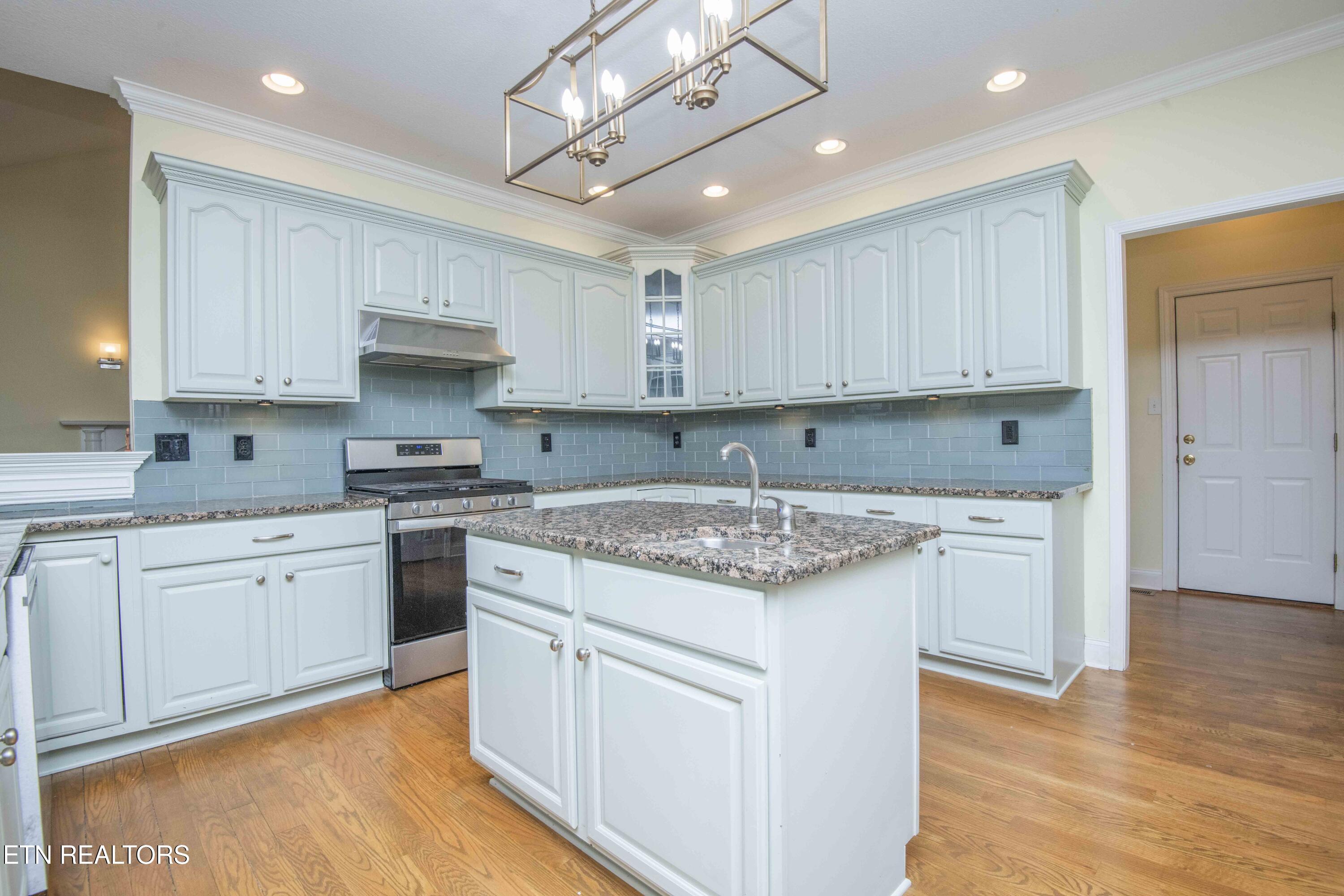 552 Windham Hill Road Knoxville, TN 37934 - Photo 28 of 60 kitchen 3_1