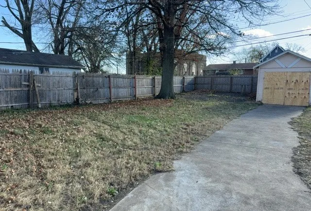 $30,000 | 1638 4th Street, Madison, IL 62060