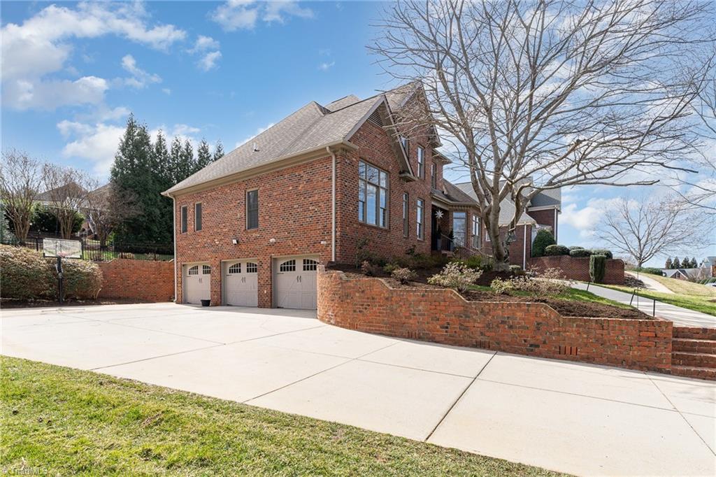 837 Osprey Ridge Road Winston-Salem, NC 27106 - Photo 2 of 50 Gallery Image 2