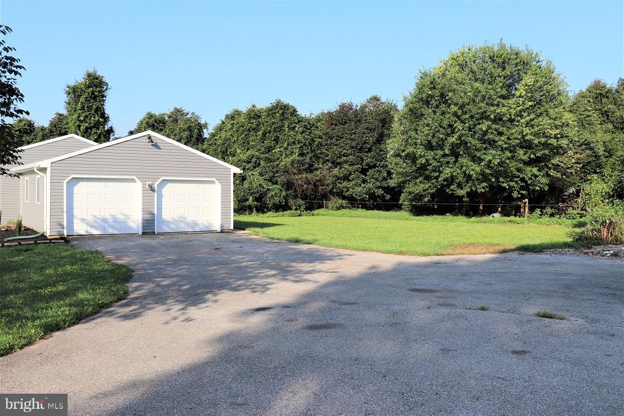 850 Rohlers Church Road Dover, PA 17315 - Photo 3 of 29