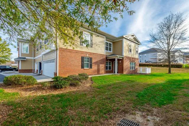 $2,200 | 6105 Regency Court, Chattanooga, TN 37421