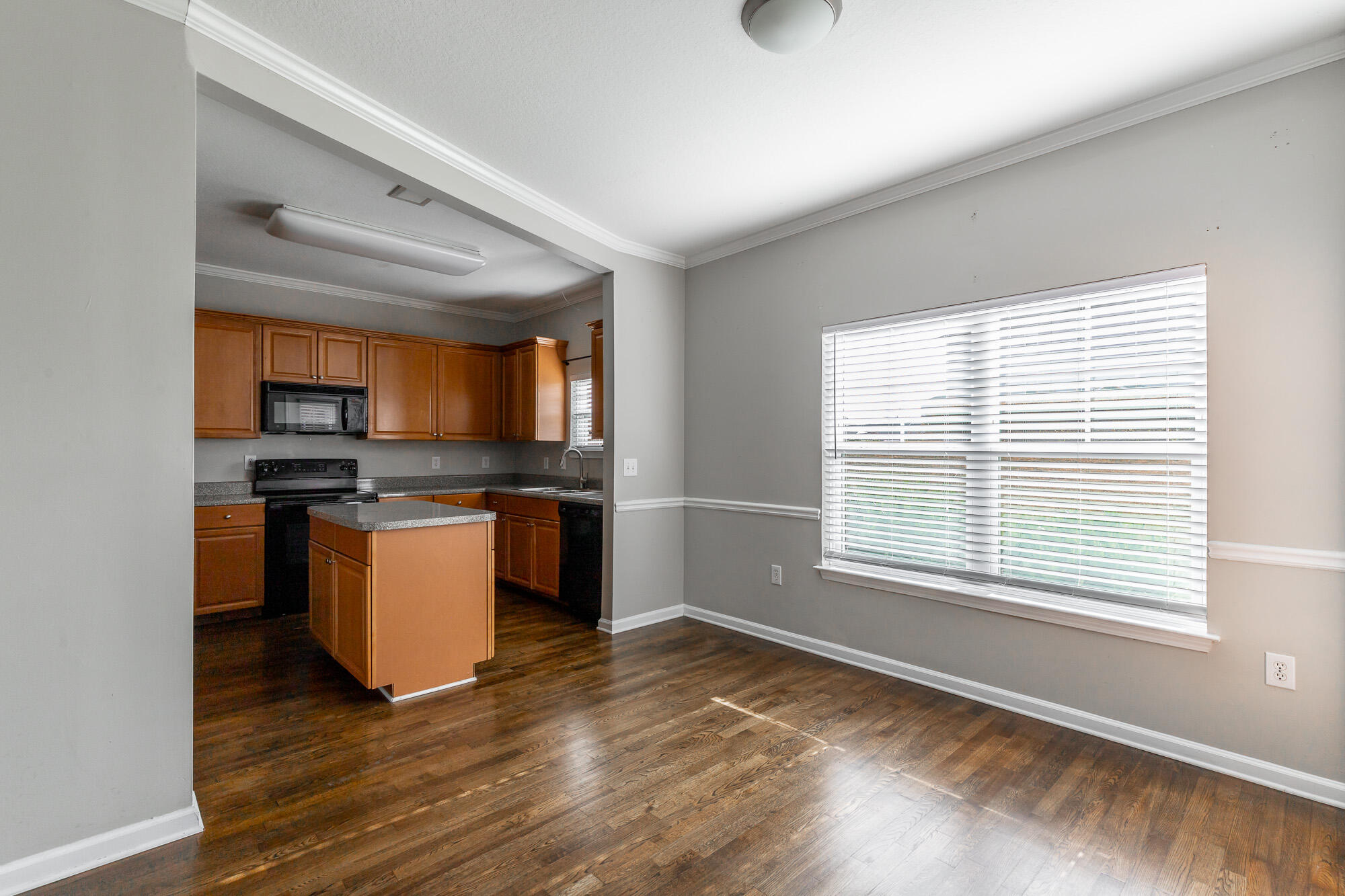 6105 Regency Court Chattanooga, TN 37421 - Photo 7 of 37 Kitchen