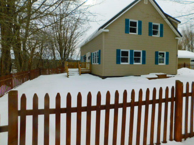 88 Water Street Machias, ME 04654 - Photo 4 of 33 DSCN5992