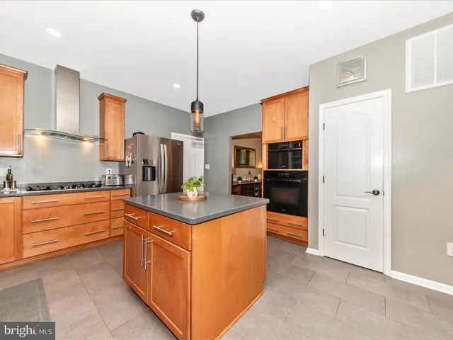 $799,997 | 10027 Pine Tree Road, Woodsboro, MD 21798