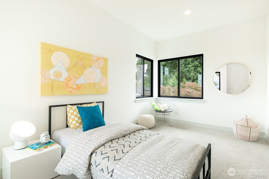 421 North 63rd Street Seattle, WA 98103 - Photo 22 of 40