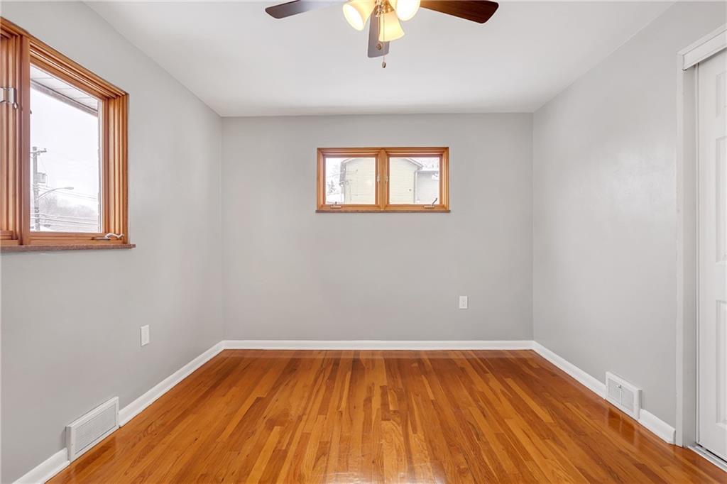 545 Filmore Road Pittsburgh, PA 15221 - Photo 14 of 22