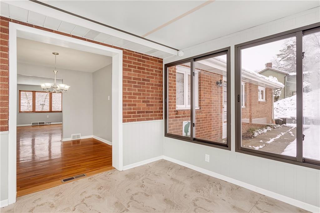 545 Filmore Road Pittsburgh, PA 15221 - Photo 10 of 22