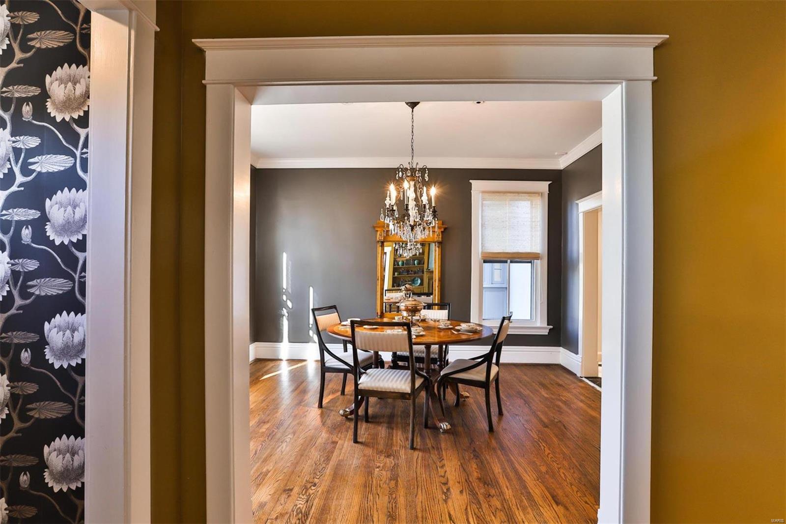 250 North Price Road Ladue, MO 63124 - Photo 14 of 62 Gallery Image 14