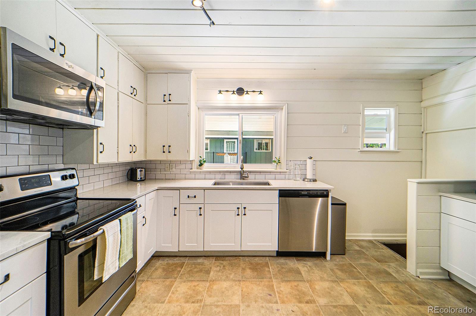 5700 West 28th Avenue Wheat Ridge, CO 80214 - Photo 8 of 20