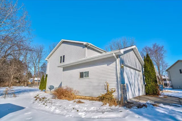 $285,000 | 203 Cody Circle, Marshall, WI 53559