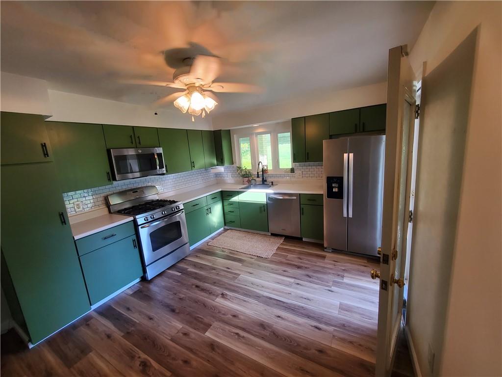 574 Sangree Road Pittsburgh, PA 15237 - Photo 9 of 27 Gallery Image 9