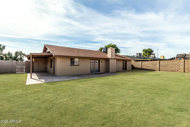 a view of a outdoor space