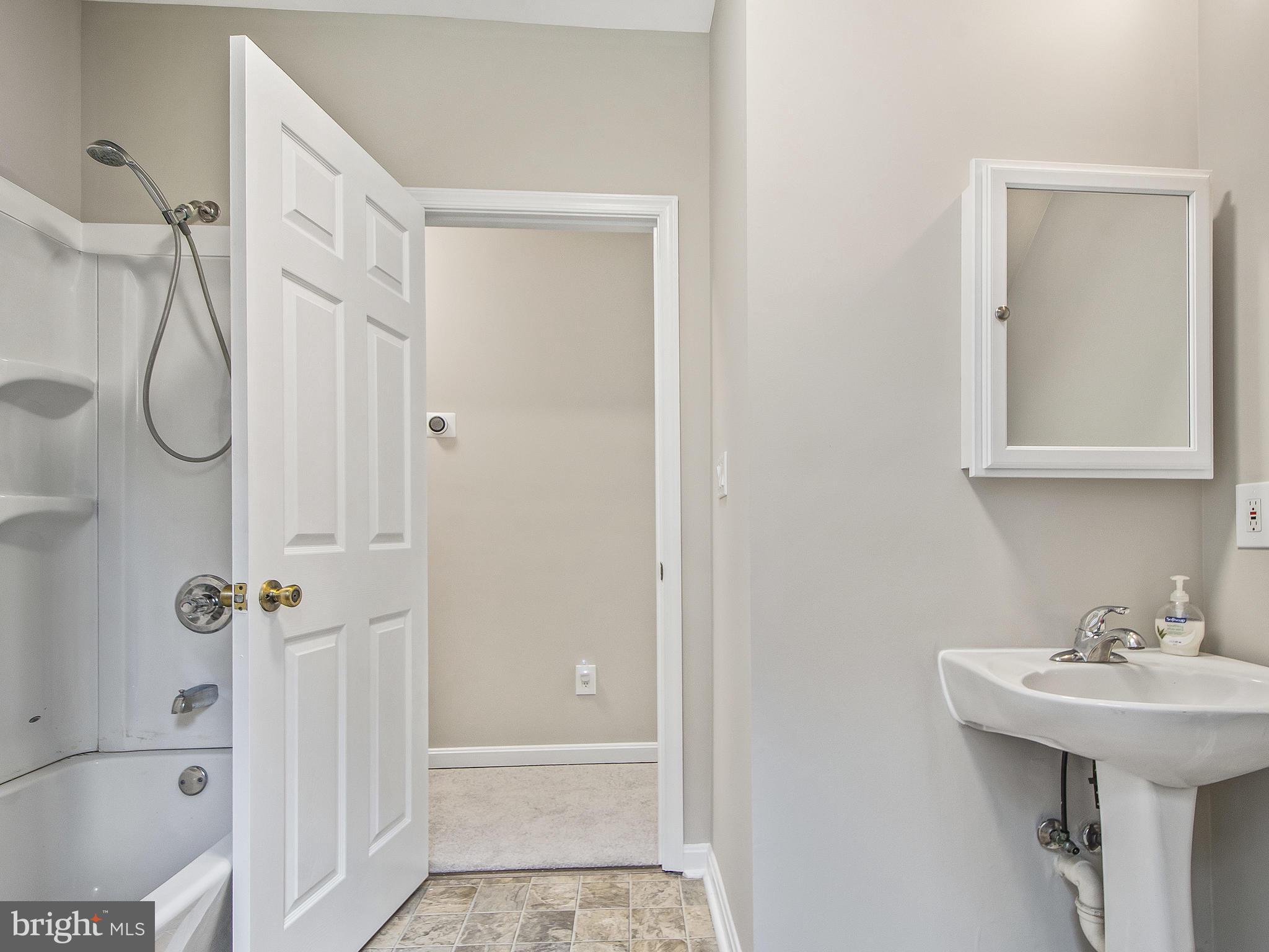 7440 Damascus Road Laytonsville, MD 20882 - Photo 44 of 54 Above-garage Apartment Full Bathroom