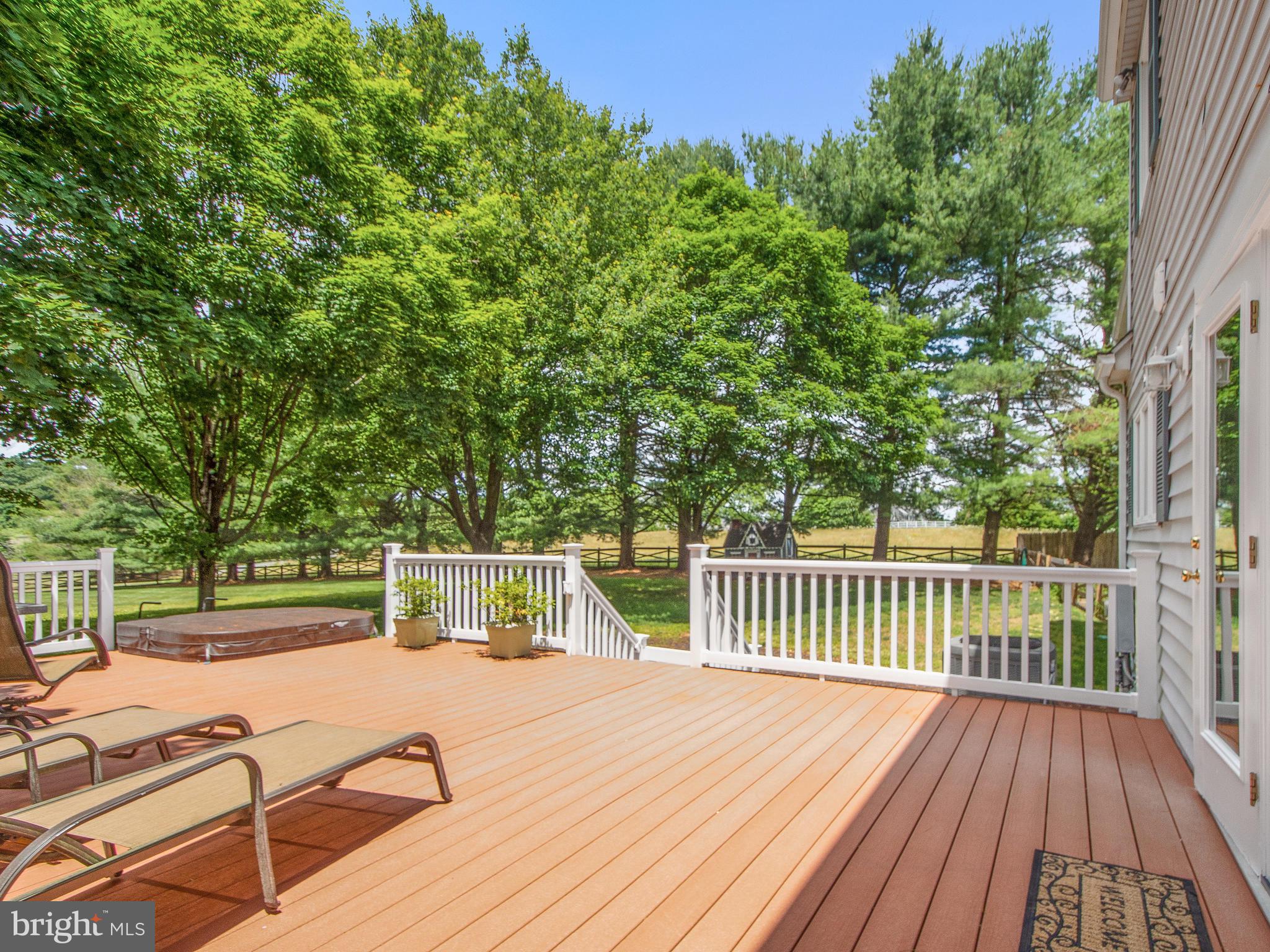 7440 Damascus Road Laytonsville, MD 20882 - Photo 49 of 54 Deck (rear)