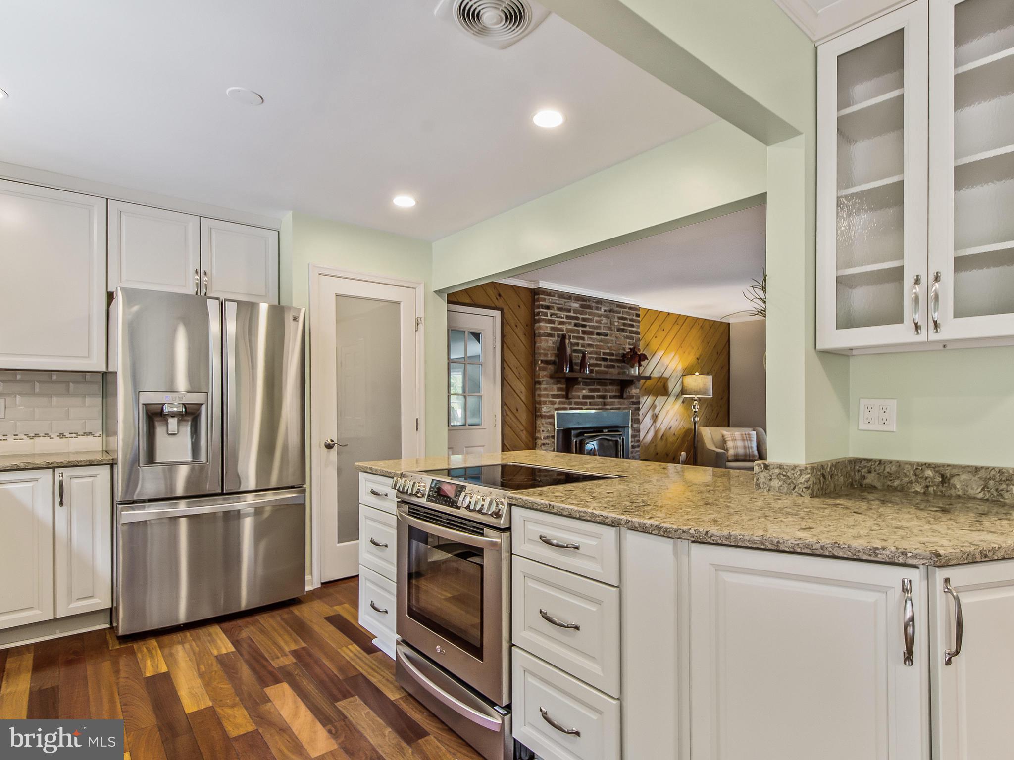 7440 Damascus Road Laytonsville, MD 20882 - Photo 10 of 54 Updated Kitchen