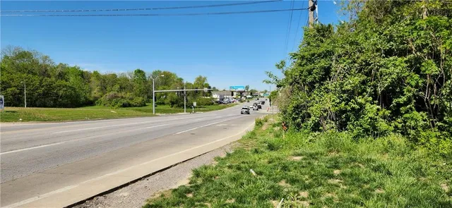 $49,000 | 15010 Us 40 Highway, Kansas City, MO 64136