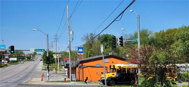 $49,000 | 15010 Us 40 Highway, Kansas City, MO 64136