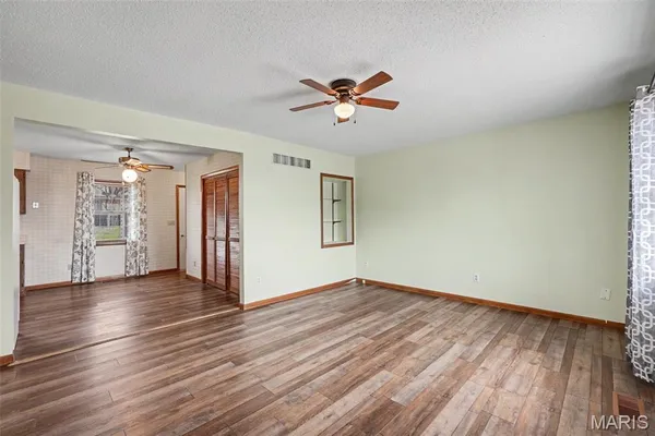 $189,900 | 117 Macarthur Street, New Haven, MO 63068