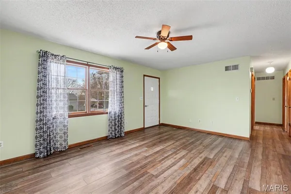 $189,900 | 117 Macarthur Street, New Haven, MO 63068