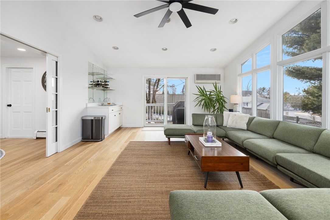 83 Freedom Drive Cranston, RI 02920 - Photo 22 of 50