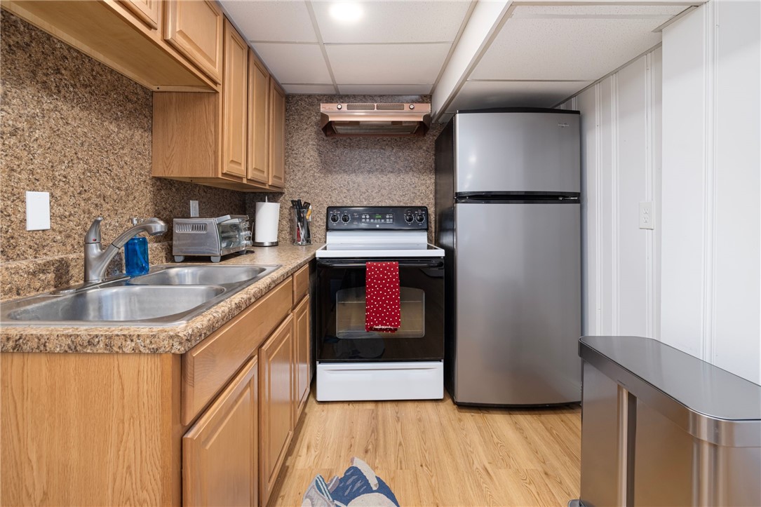 83 Freedom Drive Cranston, RI 02920 - Photo 42 of 50