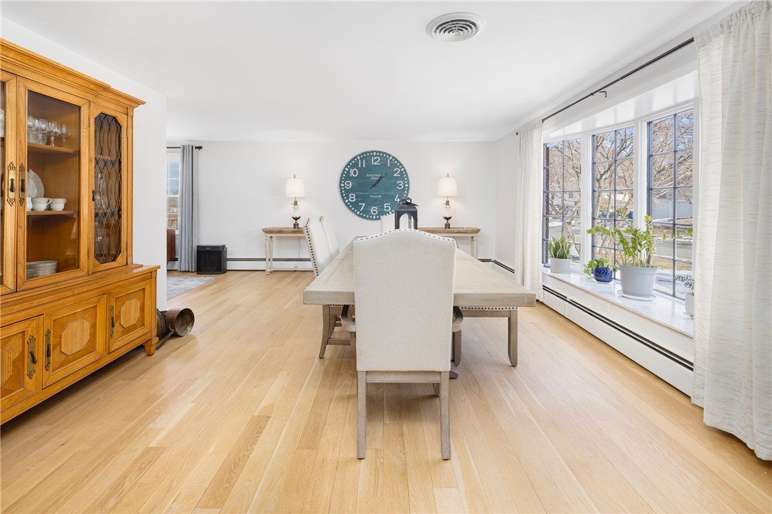 83 Freedom Drive Cranston, RI 02920 - Photo 5 of 50