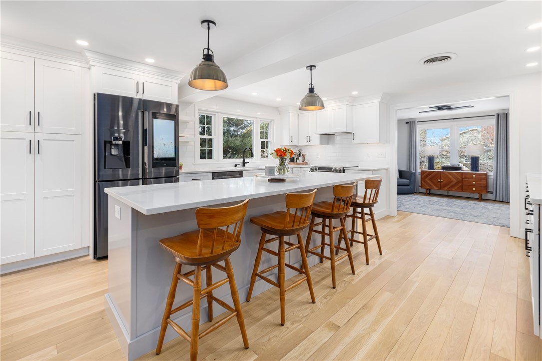 83 Freedom Drive Cranston, RI 02920 - Photo 10 of 50