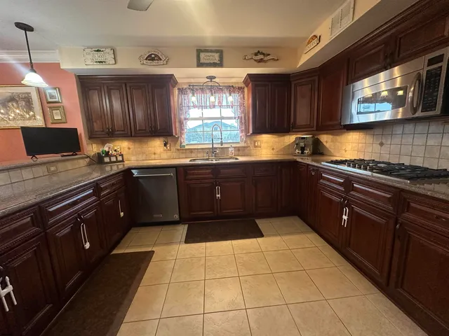 $45,000 | 8401 Wellington Avenue, Unit FULL SUMMER, Margate City, NJ 08402