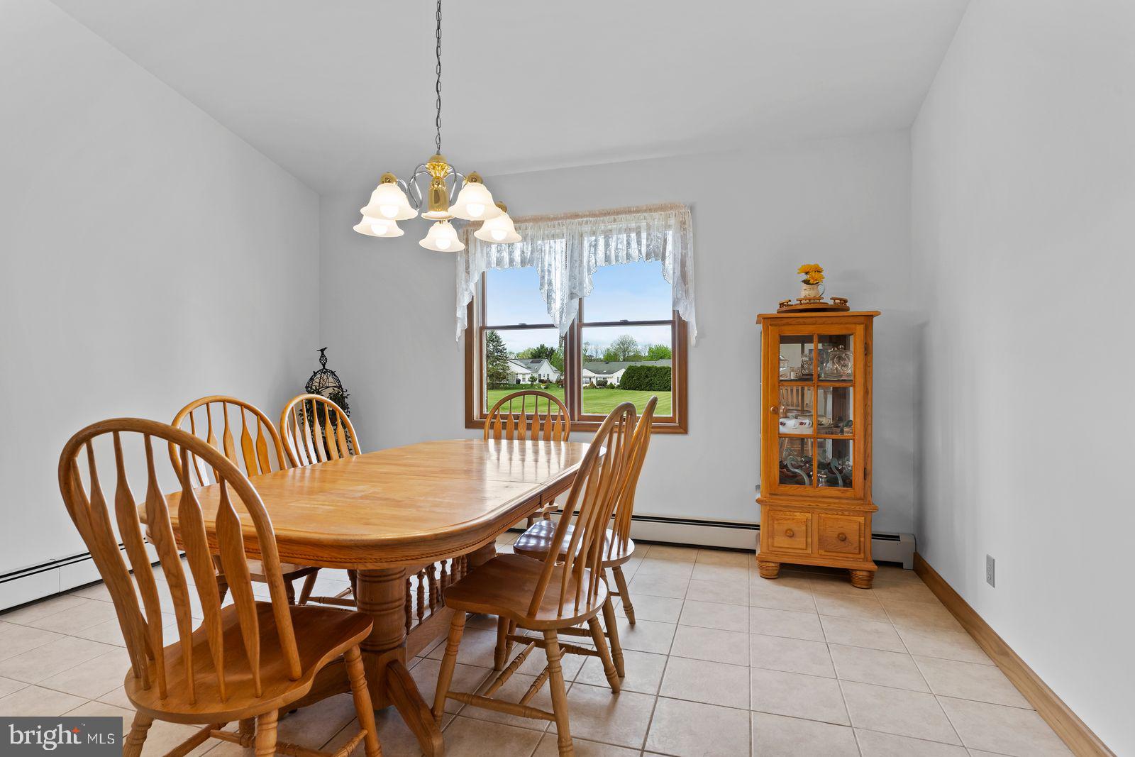 924 West Trindle Road Mechanicsburg, PA 17050 - Photo 13 of 65 1st Floor Breakfast Room