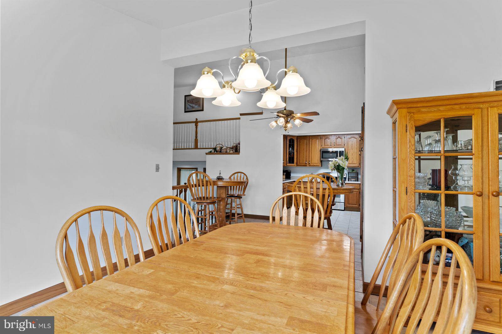 924 West Trindle Road Mechanicsburg, PA 17050 - Photo 14 of 65 1st Floor Breakfast Room
