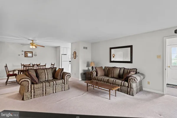 $949,000 | 924 West Trindle Road, Mechanicsburg, PA 17050