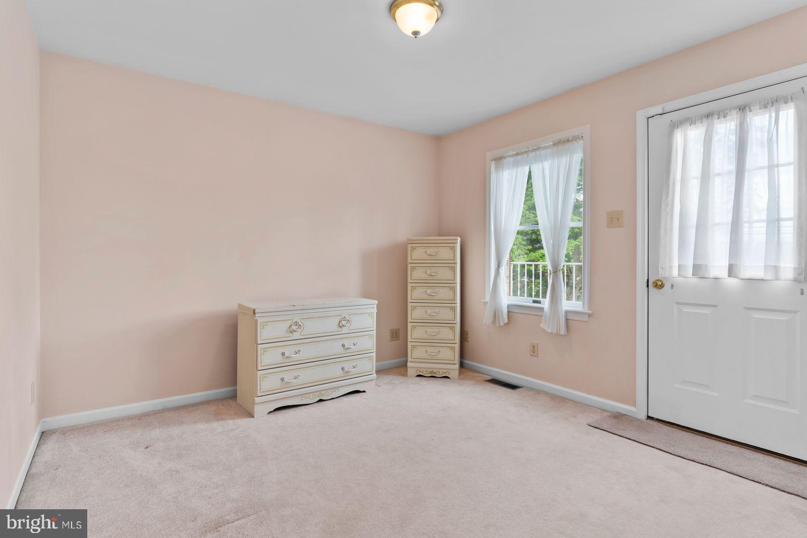 924 West Trindle Road Mechanicsburg, PA 17050 - Photo 52 of 65 2nd Floor In-Laws Bedroom # 5 Right Side of House